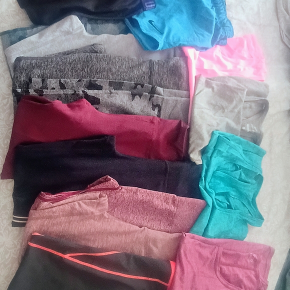 Women's Active Wear Bundle - Picture 2 of 2